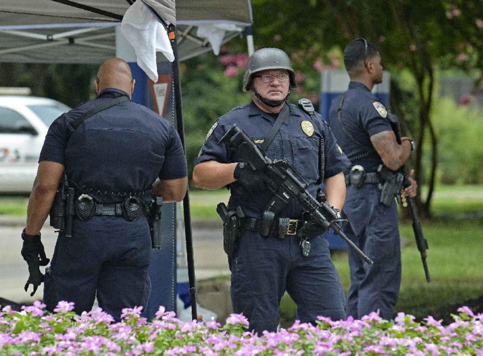 Several police officers shot in Baton Rouge