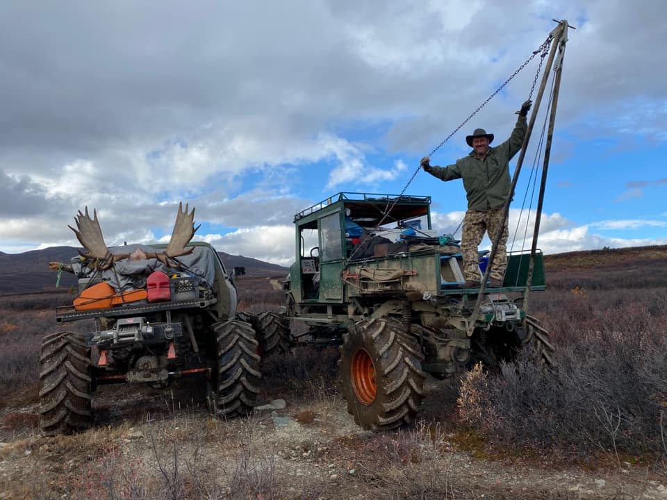 You have to be a creative thinker to get you moose home in Alaska.