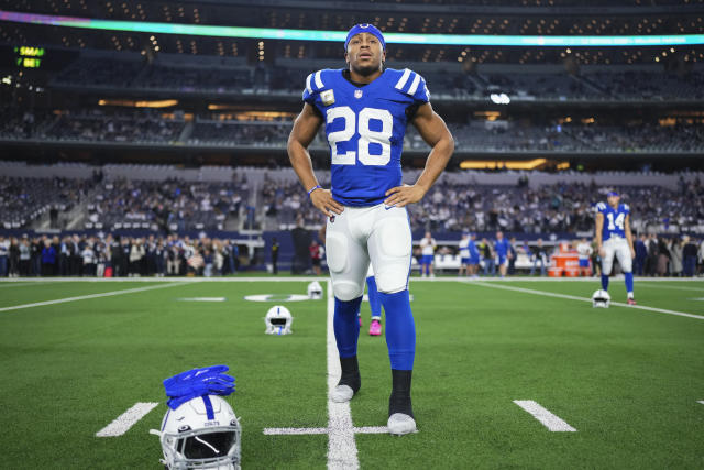 Colts, Jonathan Taylor agree to reported 3-year, $42M extension ahead of  season debut vs. Titans - Yahoo Sports