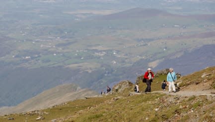 Walkers 'should pay to climb Snowdon'