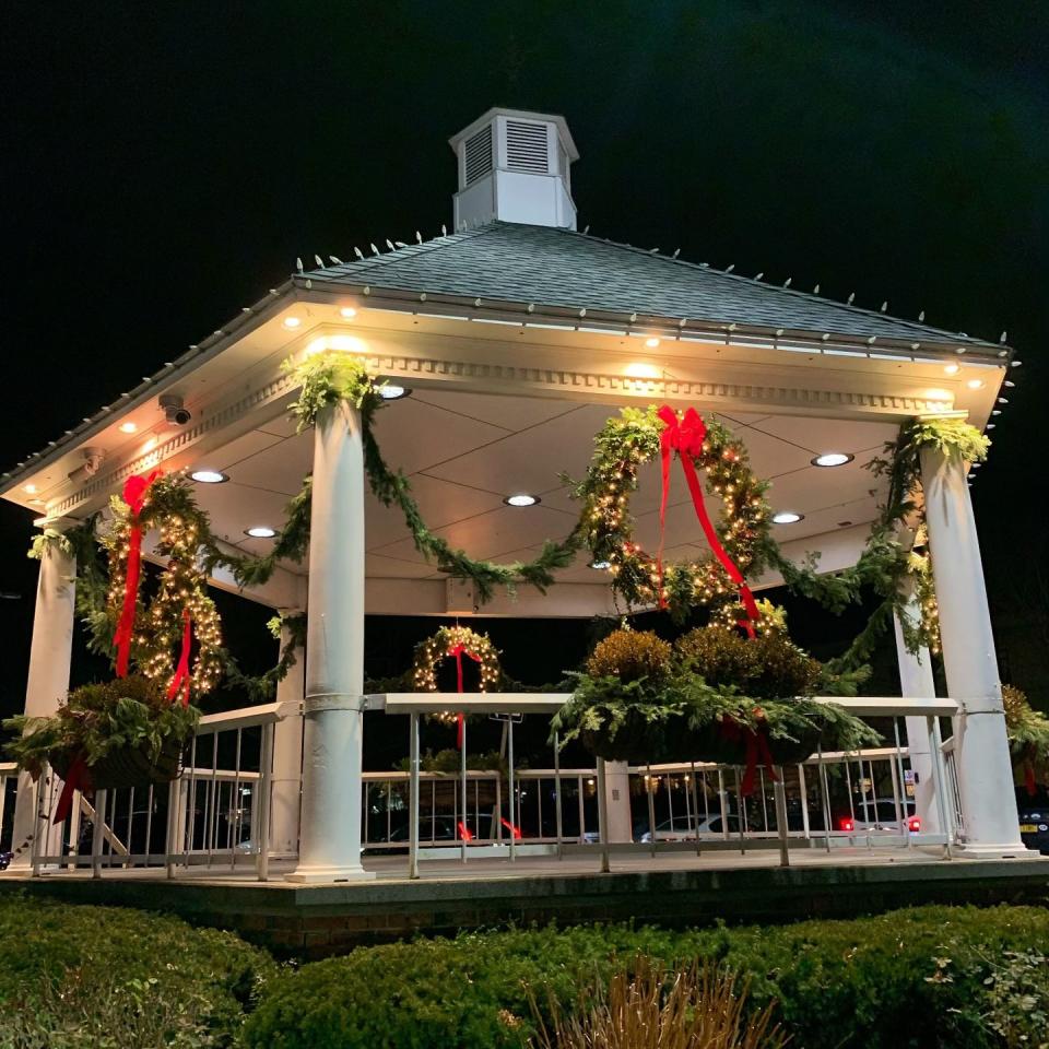 pleasantville, new york gazebo dressed up for christmas