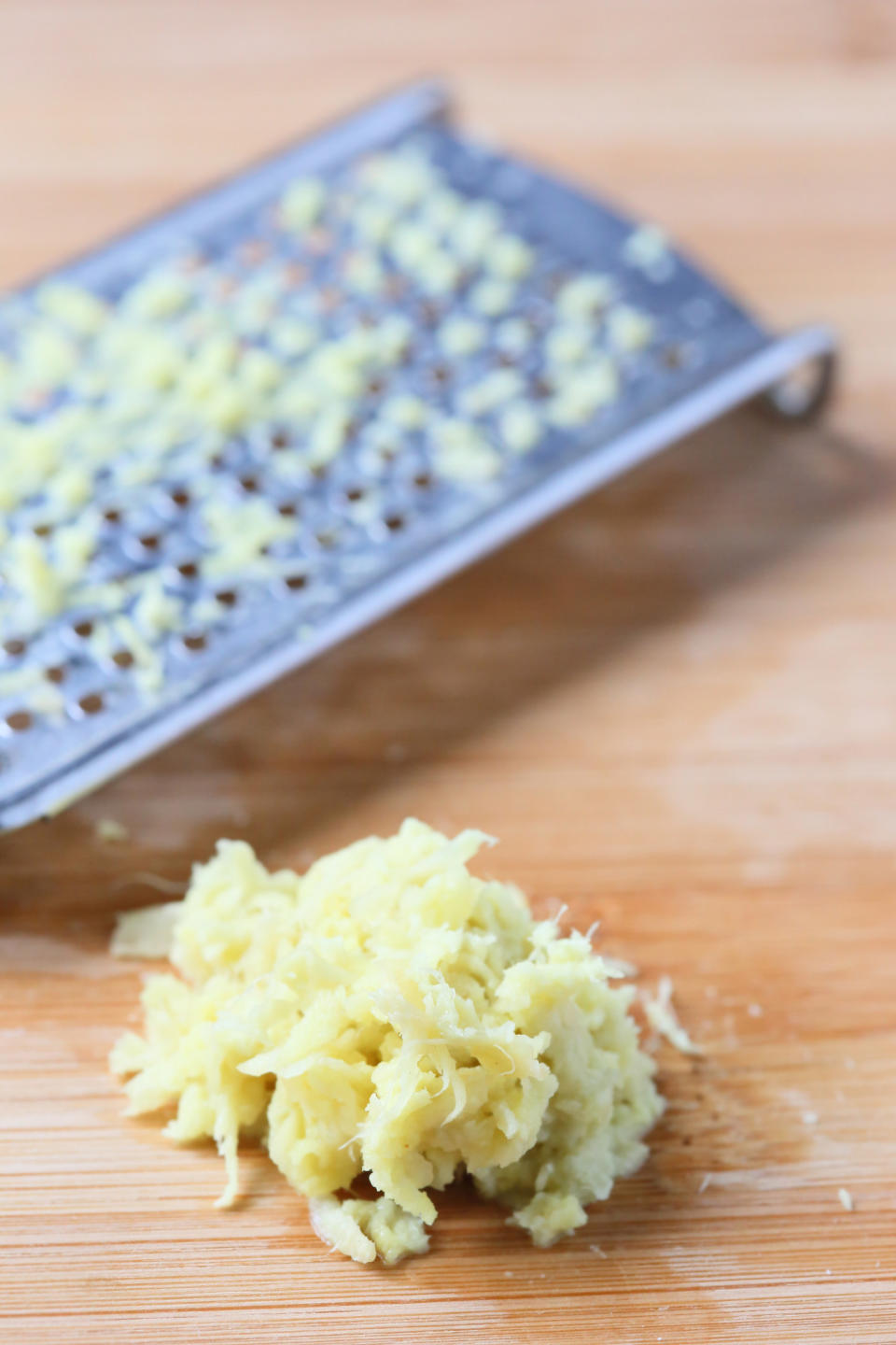 Grated garlic