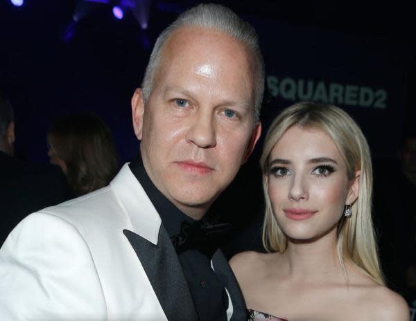 Ryan Murphy y Emma Roberts (Crédito: Getty)