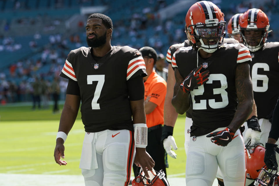 Cleveland Browns quarterback Jacoby Brissett (7) enters the field beforean NFL football game against the Miami Dolphins, Sunday, Nov. 13, 2022, in Miami Gardens, Fla. (AP Photo/Lynne Sladky)