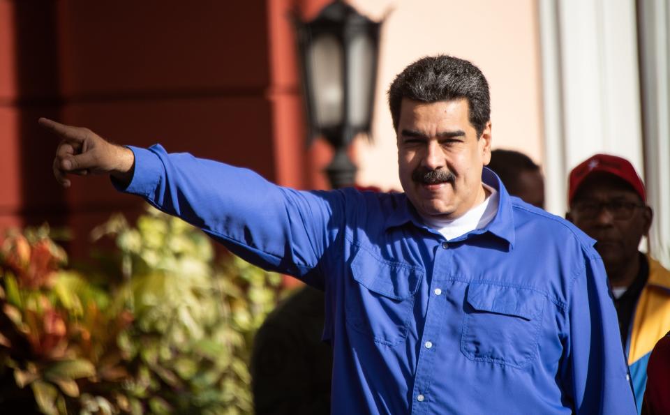 Maduro aseguró que los ingresos de Venezuela han caído un 99% por culpa de Estados Unidos (Shutterstock / StringerAL)