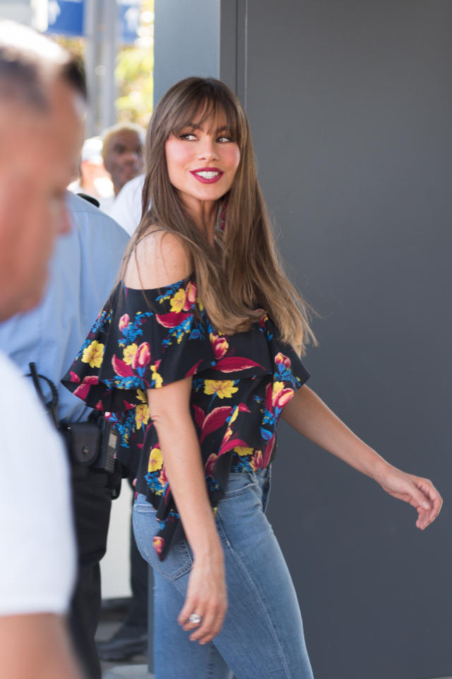 Sofia Jeans - Floral Tops  Sofia vergara, Sofia vergara style