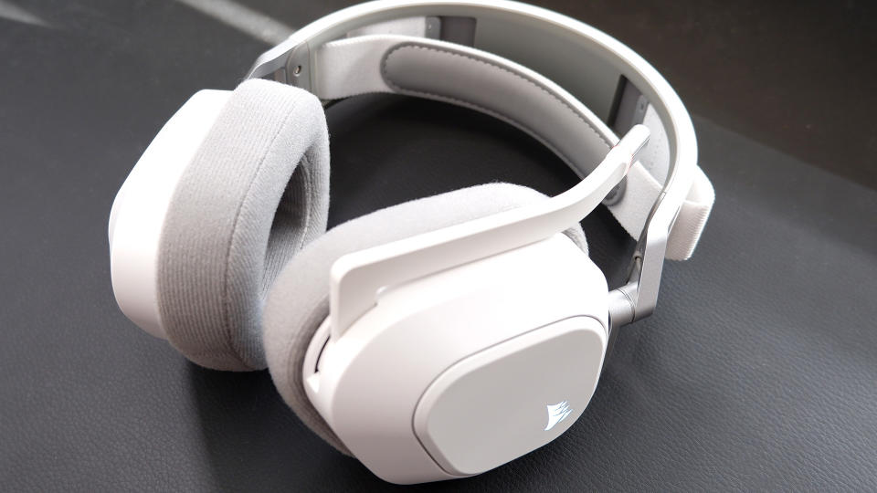 Corsair HS80 Max Wireless in white.