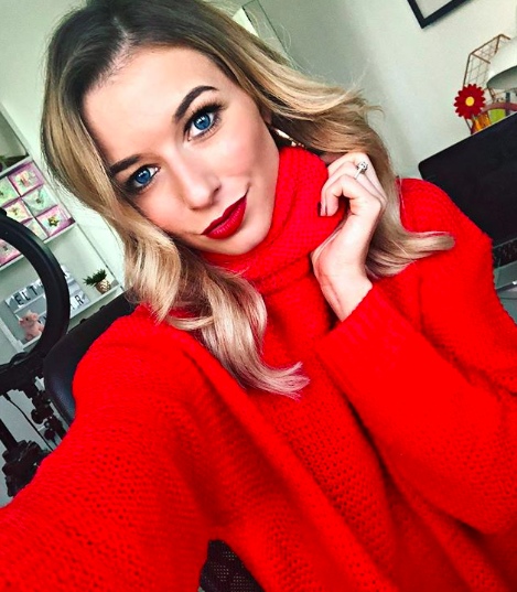 YouTuber Eltoria has been called out by fans for her advent calendar. Source: Eltoria.com