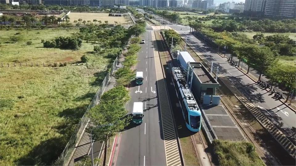 智駕電巴國家隊　淡海智駕電巴雙車聯動免費體驗