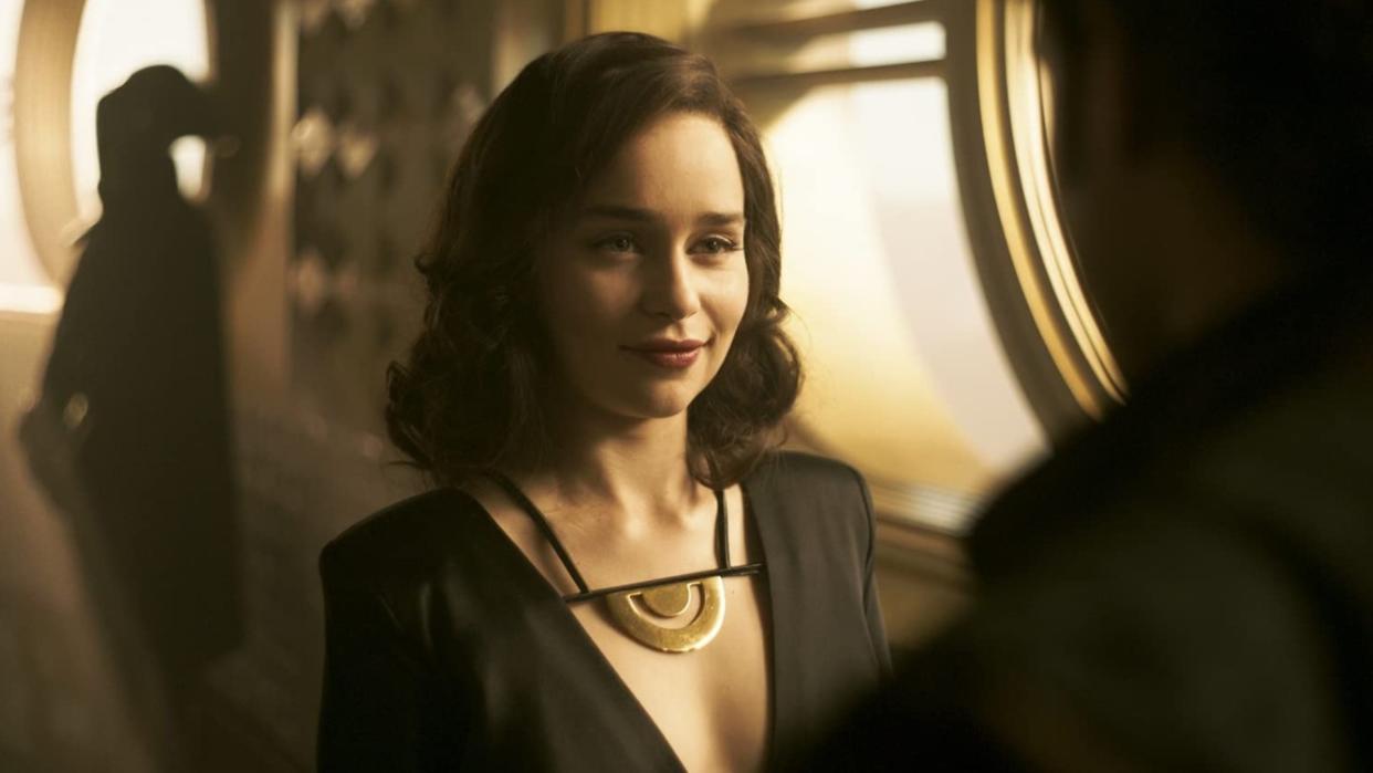  Emilia Clarke in Solo: A Star Wars Story. 