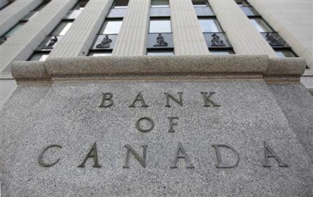 The Bank of Canada building is pictured in Ottawa July 19, 2011. The Bank of Canada held its key interest rate steady on Tuesday as expected but hinted more strongly than before that it would resume hiking soon as the sturdy domestic economy grows closer to full capacity. REUTERS/Chris Wattie