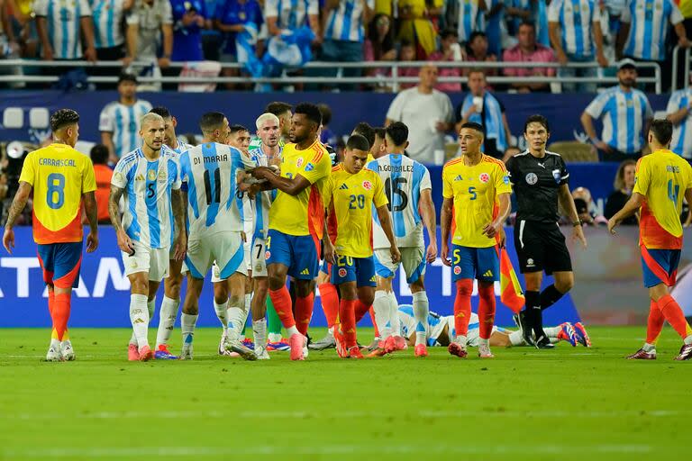 La Argentina le ganó la final a Colombia y se consagró Bicampeón continental

