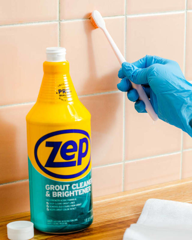 The Best Way to Clean Grout (We Tested 5 Methods)