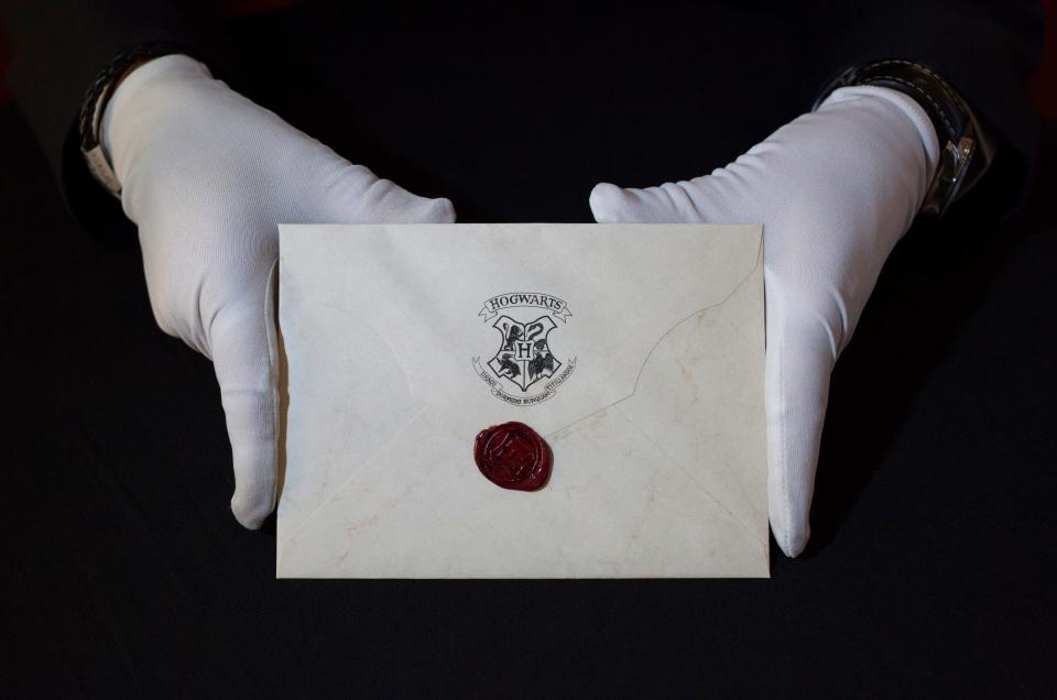 Harry Potter Hogwarts Acceptance Letter with Wax Seal from Harry Potter and the Philosopher's Stone (2001). (Photo by John Phillips/Getty Images)