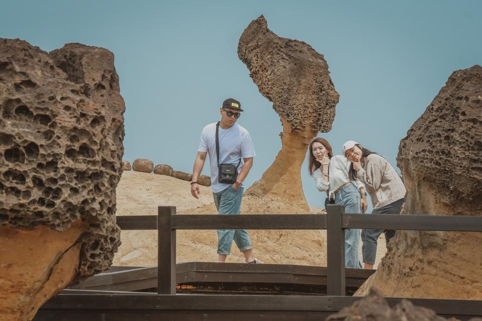 野柳地質公園的女王頭是新北市極具代表性的地景。   圖：新北綠美化環境景觀處／提供