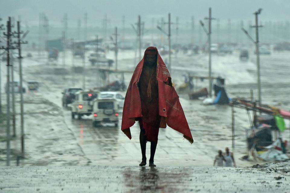 (Photo: SANJAY KANOJIA/AFP via Getty Images)