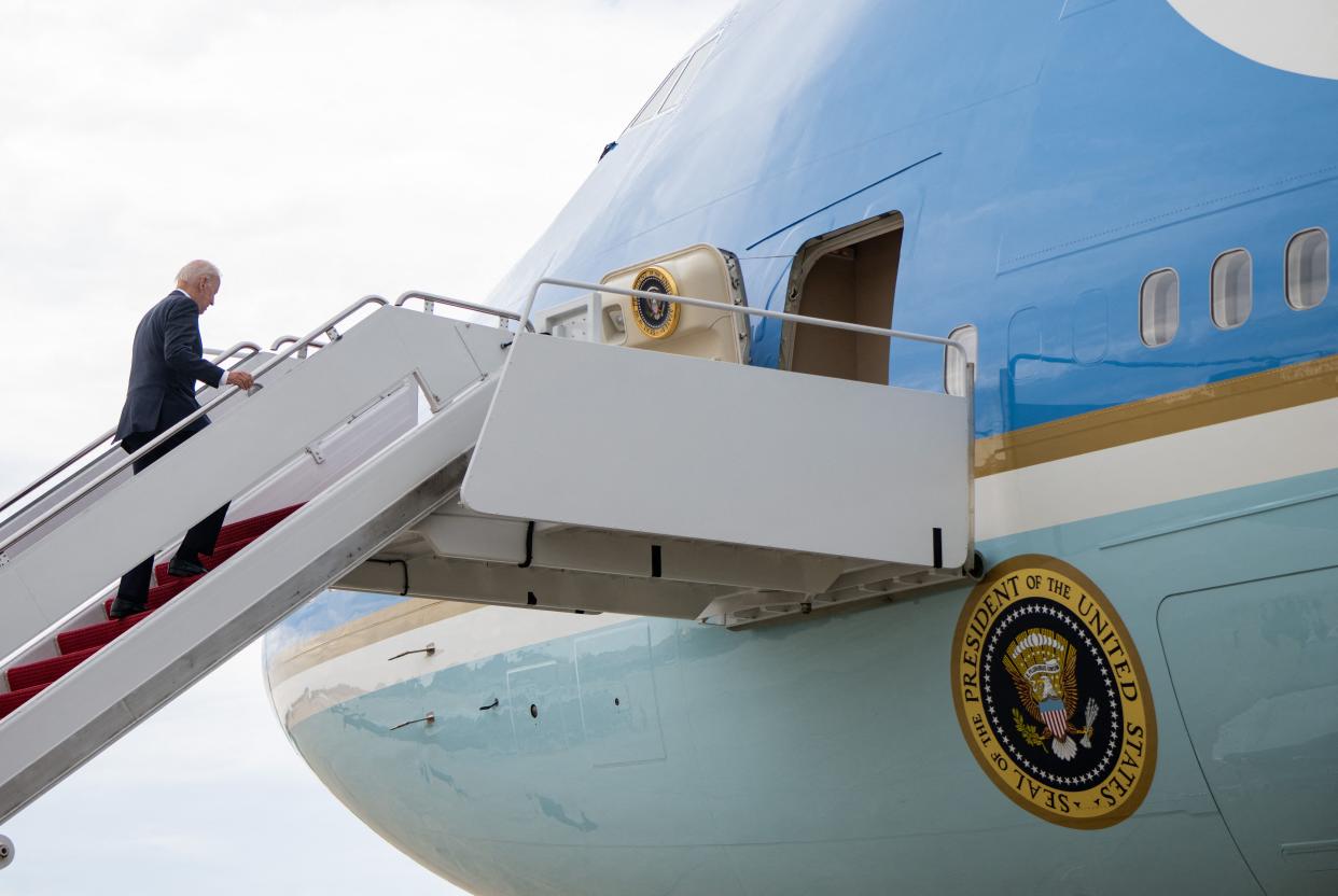 US President Joe Biden boards Air Force One at Joint Base Andrews in Maryland on July 6, 2022. - President Biden travels to Ohio to speak about the American Rescue Plan. (Photo by SAUL LOEB / AFP) (Photo by SAUL LOEB/AFP via Getty Images)