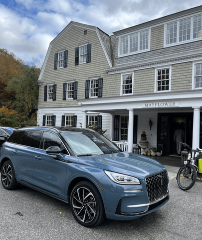 <p>Madeline Hirsch</p> The entrance of the Mayflower Inn & Spa.