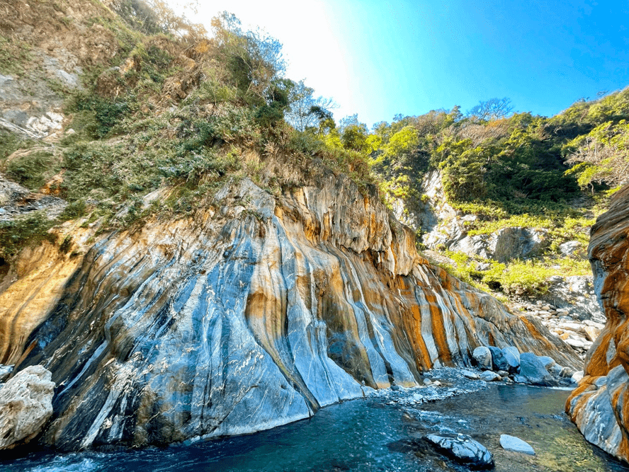 哈尤溪奇景