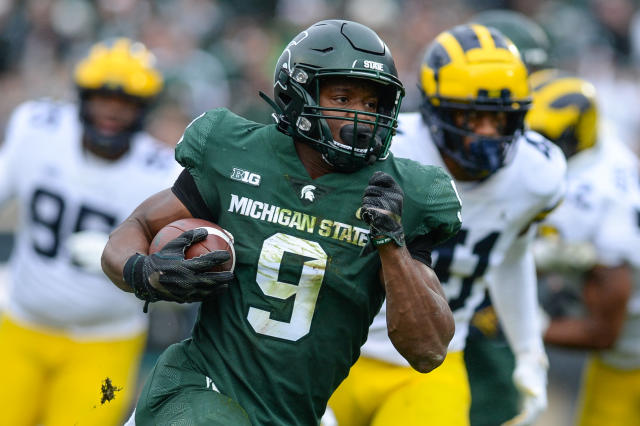 NFL draft 2022 running back projections: Rankings, historical comps for  Breece Hall, Rachaad White, Kenneth Walker III, more - ABC7 Chicago