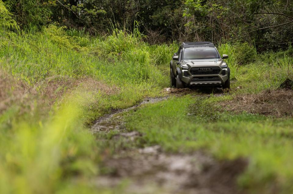 2024 toyota tacoma trailhunter press images