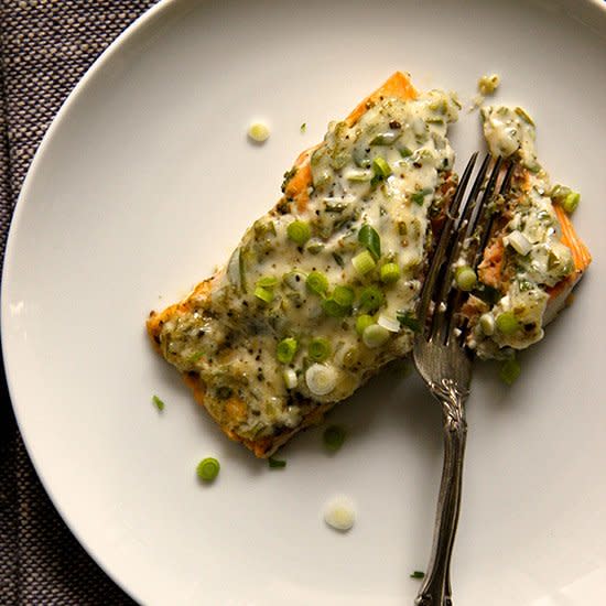 Easy Scallion Mayonnaise Baked Salmon