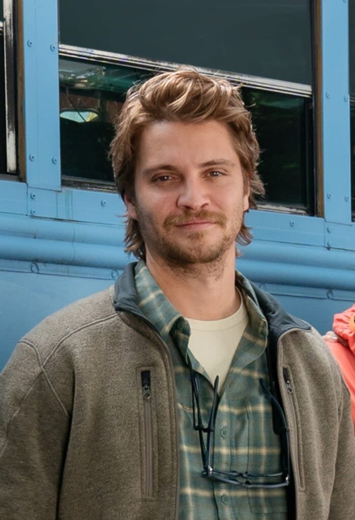 Luke Grimes plays Jake in "Happiness for Beginners" (Netflix)