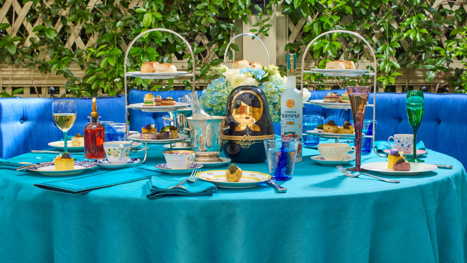 Caviar Kaspia - Pop-Up Tea Service - Peninsula Hotel Beverly Hills