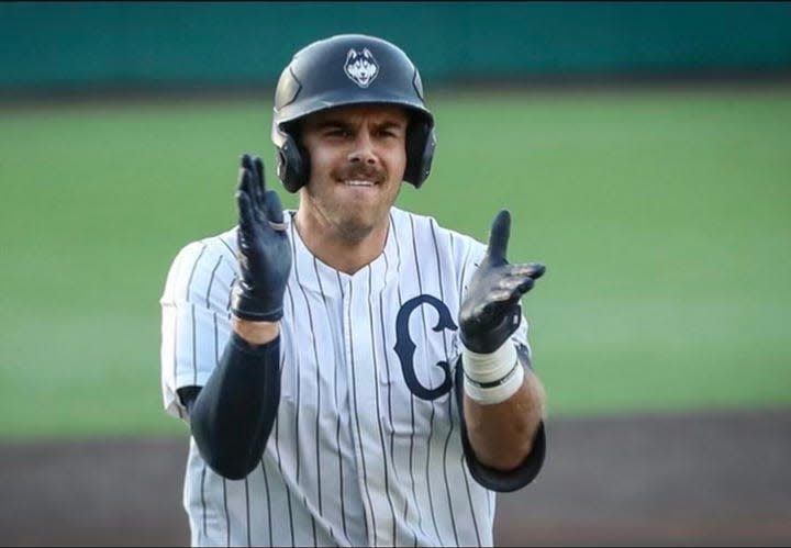 Matt Donlan, formerly of Stonehill College and the University of  Connecticut, signed a free agent deal with the Red Sox last week.