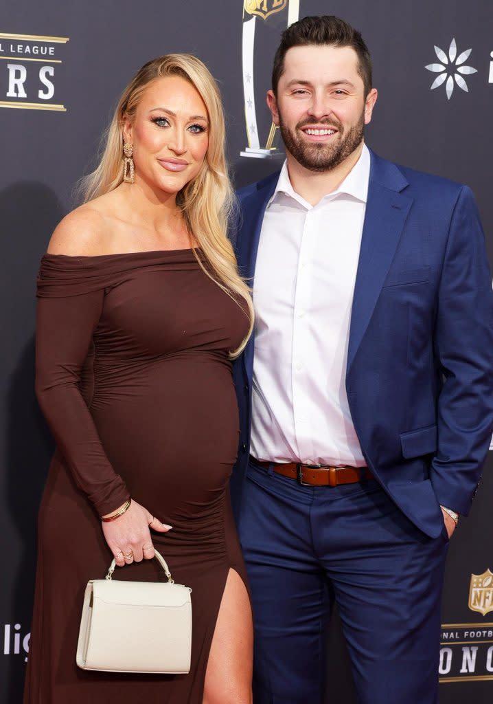 Tampa Bay Buccaneers Baker Mayfield and Wife Emily Welcome 1st Baby