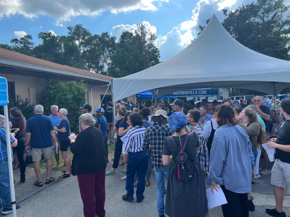 About 400 people turned out in 100 degree temperatures for Monday's meeting of the Wakulla County Commission