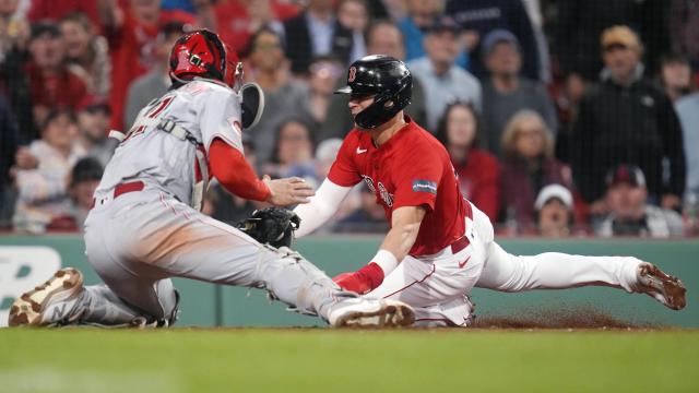 Enrique Hernandez has monster Game 5 in NLCS