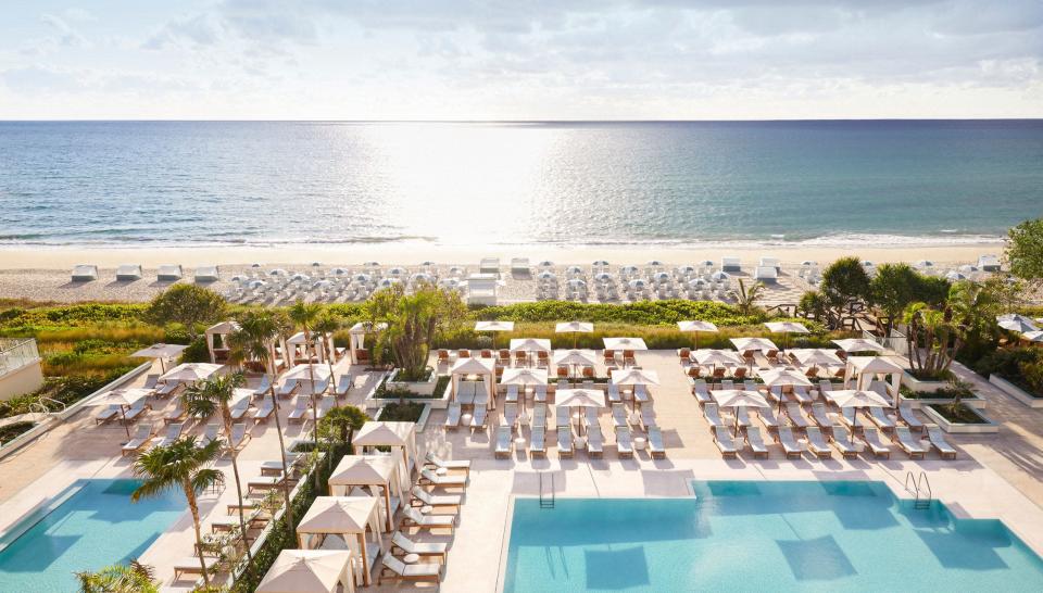 Florida residents can get up to 30 percent off weekday rates at the Four Seasons.