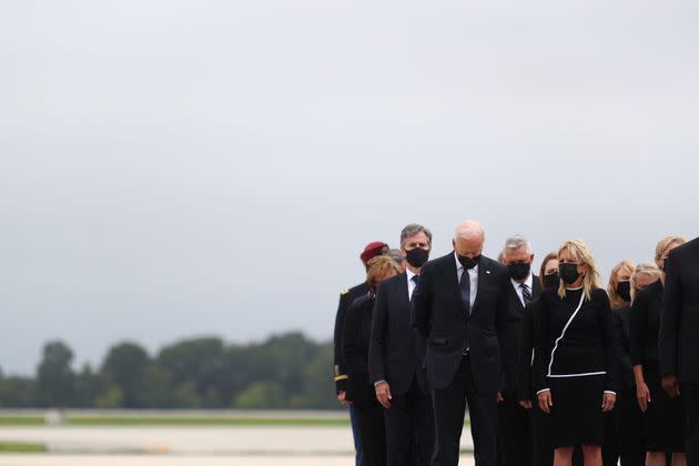 <p>Hommage aux soldats américains tués à Kaboul, sur la base de Dover, dans le Delaware, le 29 août 2021.</p>