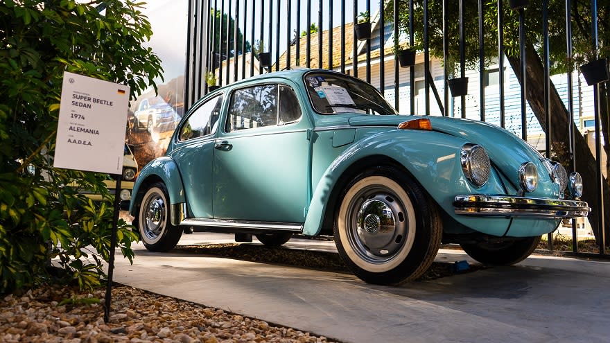 El Volkswagen Beetle sedán salió de la fábrica alemana el 29 de noviembre de 1973.