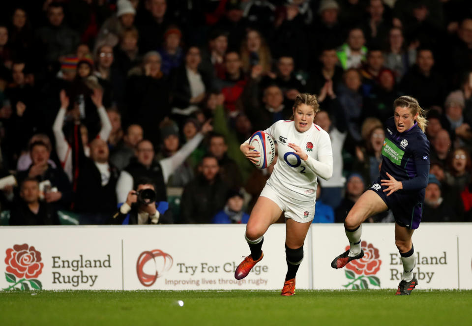 A hat-trick from England star Jess Breach inspired Harlequins to a 45-5 win over Sale Sharks © Action Images