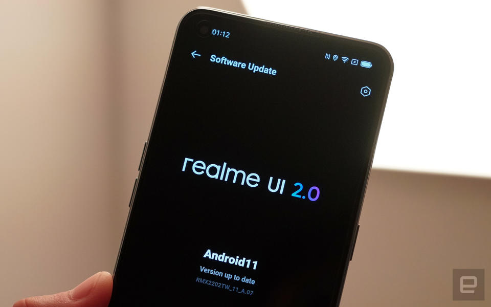 <p>Realme GT</p>
