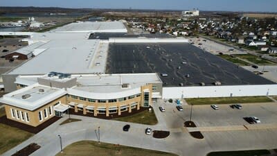 Aerial photo of the renovated Lennox Marshalltown facility.