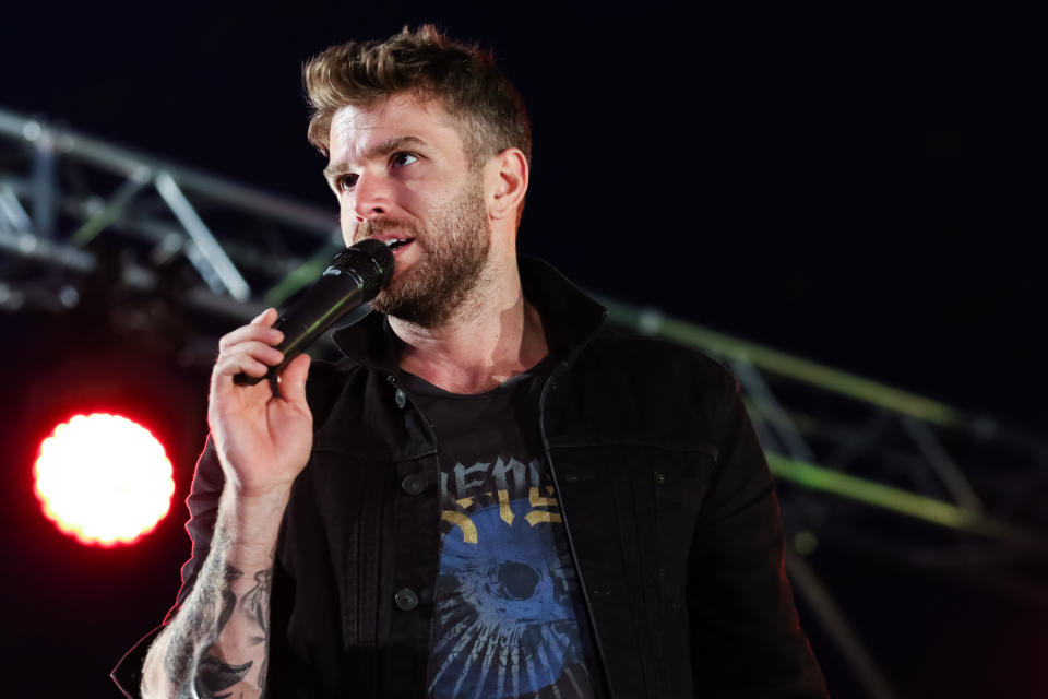 Joel Dommett performs on the Alternative Stage during day two of the Leeds Festival at Bramhall Park on August 25, 2018 in Leeds, England. (Photo by Carla Speight/Getty Images)