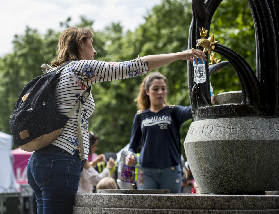 A total of 20 new water fountains are coming to London (Picture: PA)