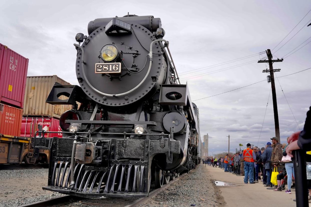 The Empress is making its way across three countries in celebration of the one-year anniversary of the completion of a railway that runs from Canada to Mexico. On Sunday, it stopped in Moose Jaw, Sask. (Raphaële Frigon/CBC - image credit)