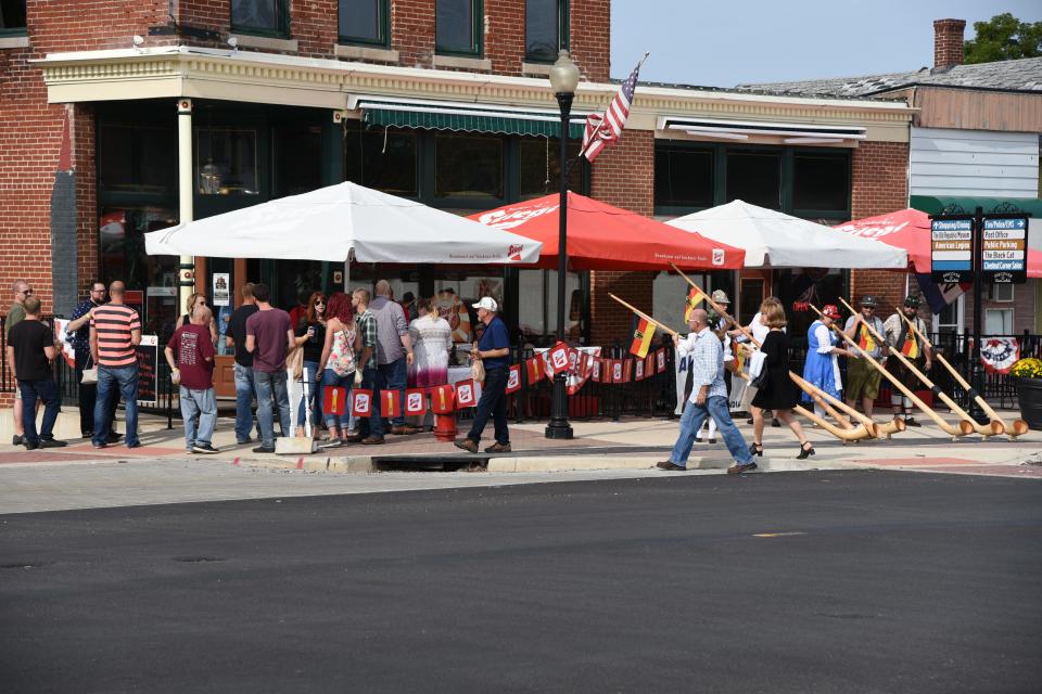 Taste a variety of beers and wines at the 2022 New Carlisle Beer & Wine Walk on Aug. 27.