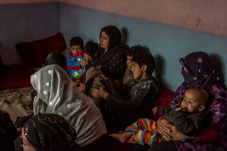 Sixteen years after the end of the Taliban regime, families are bereaved every day by an intensifying conflict. More than 11,500 civilians were killed in 2016, and at least 800 soldiers and police in three months this winter. 
