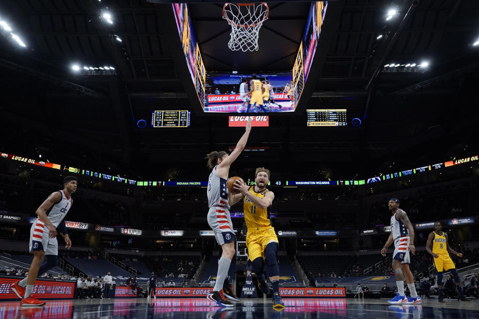 連續兩年入選全明星賽的Domantas Sabonis（黃衫）是溜馬當家主將。