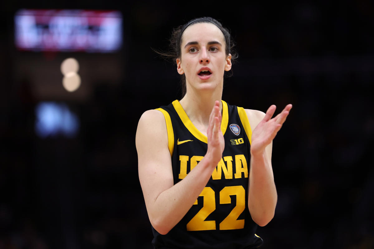 Caitlin Clark No. 22 will be retired from the Iowa State Hawkeyes, the school announced