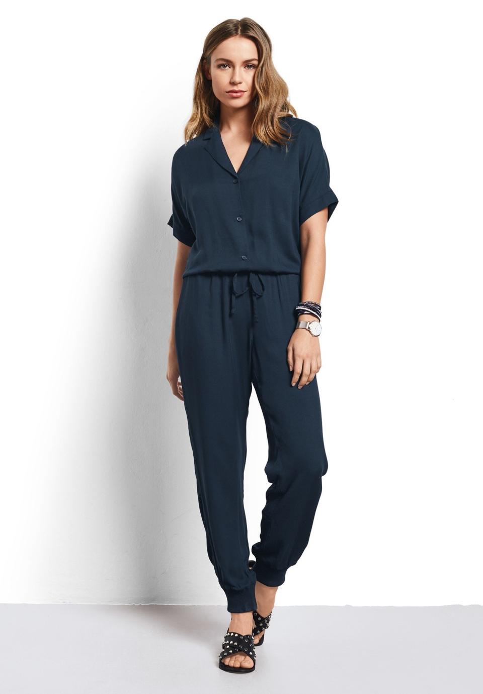 Get it on <a href="https://www.hush-uk.com/womenswear/daywear/jumpsuits_playsuits/s_s_jumpsuit_blueberry.htm" target="_blank">Hush for $107</a>.