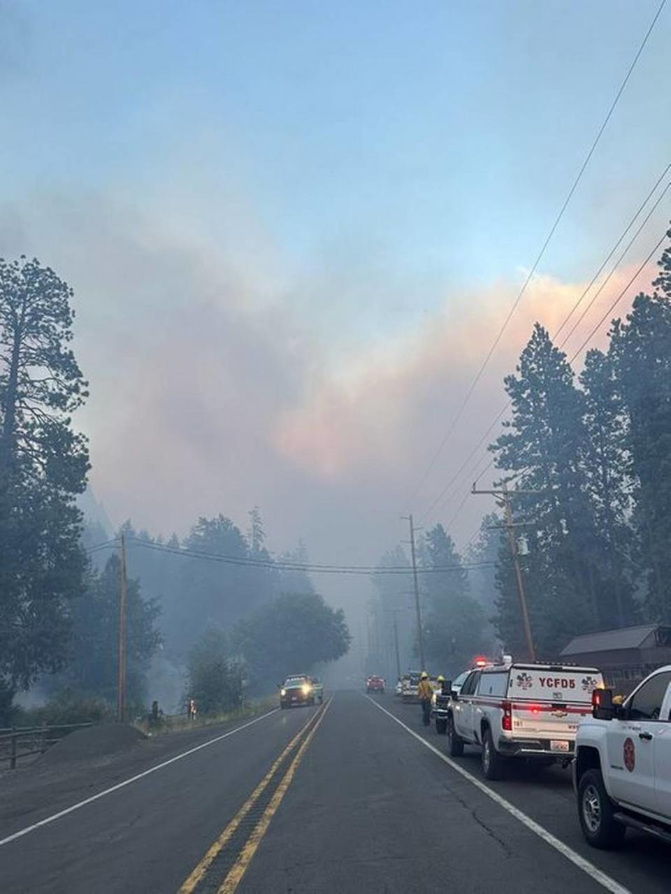 Smoke from the Retreat/Rimrock Fire that has burned 8,000 acres west of Yakima has been drifting down the Yakima River toward the Tri-Cities.