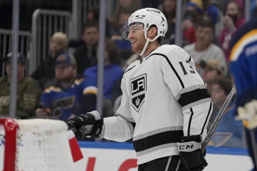 Younger Kings players must beat Anze Kopitar for scoring title