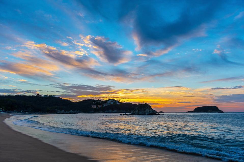 Tangolunda Bay Sunrise, Huatulco, Mexico