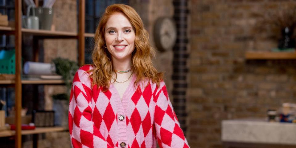 angela scanlon